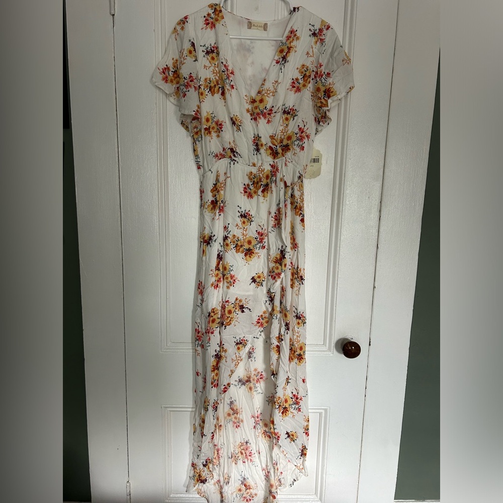 White floral maxi dress. High low. Size M from Altar’d State.